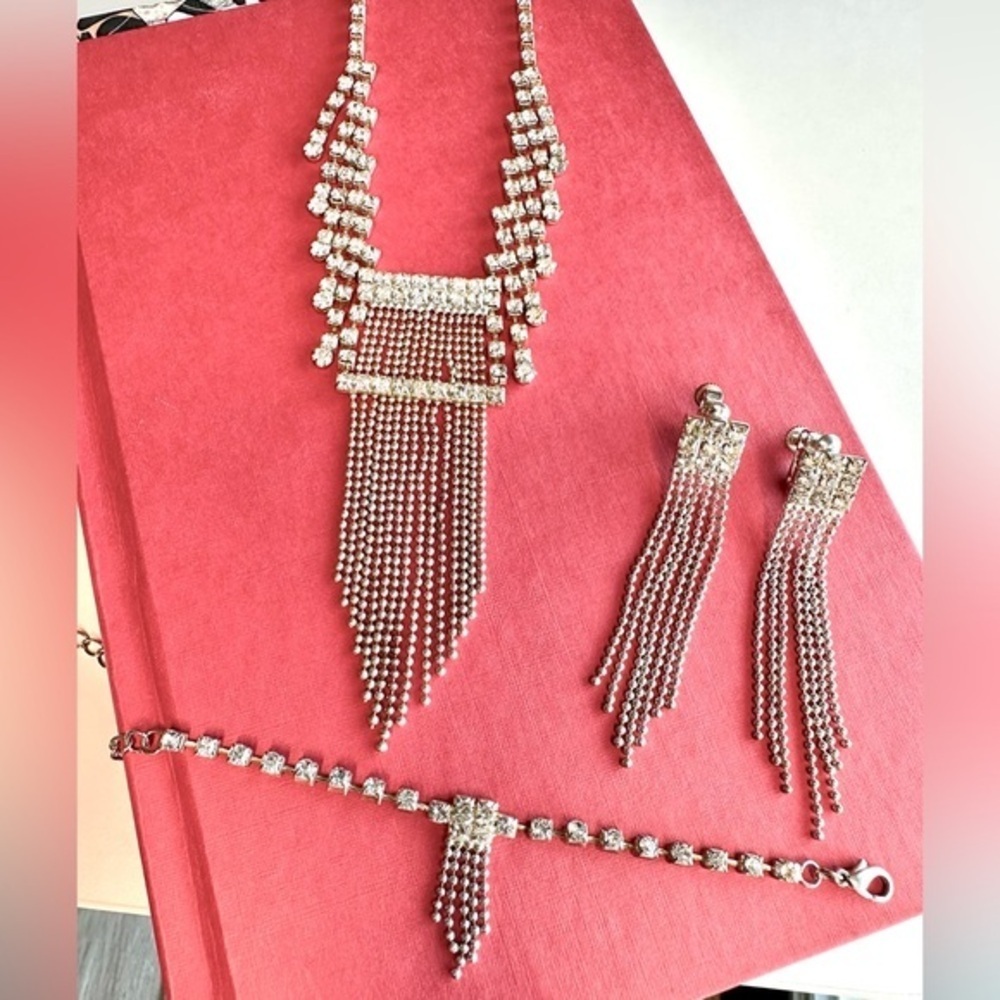 Vintage jewelry set necklace, earrings, bracelet rhinestone shiny dangly
